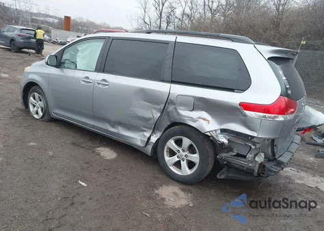 2012 Toyota Sienna Le V6 8 Passenger из США, поврежденный, VIN 5TDKK3DC8CS176255